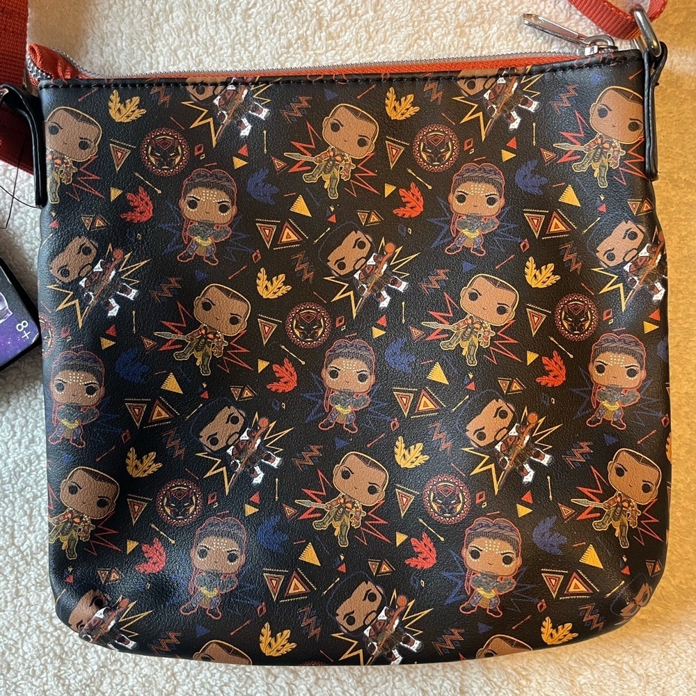 Marvel Black Panther Legacy Collection Crossbody Bag, Small NWT - Picture 2 of 6